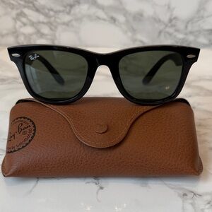 Authentic Ray-Ban Black Wayfarer Sunglasses